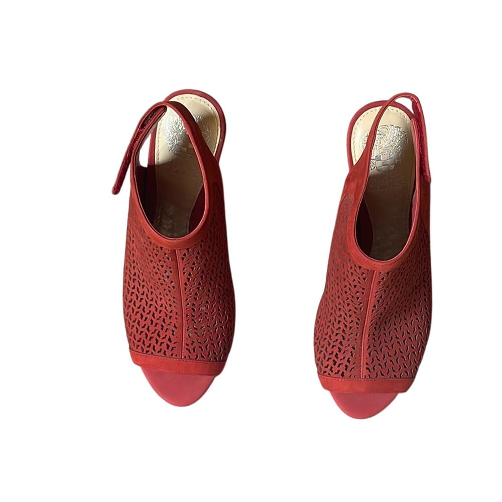Vince Camuto Elegant Red Peep-Toe Women's Shoe. 8M